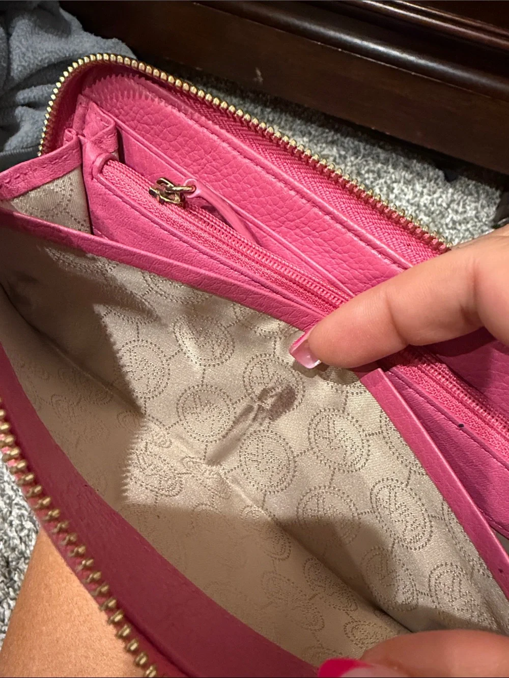 Michael Kors Pink Leather Zip-Around Wallet MK designer clutch rare gold